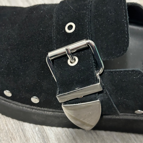 LIKE NEW! Women's Steve Madden Cherrie Black Suede Clog - 6.5 - Picture 8 of 11